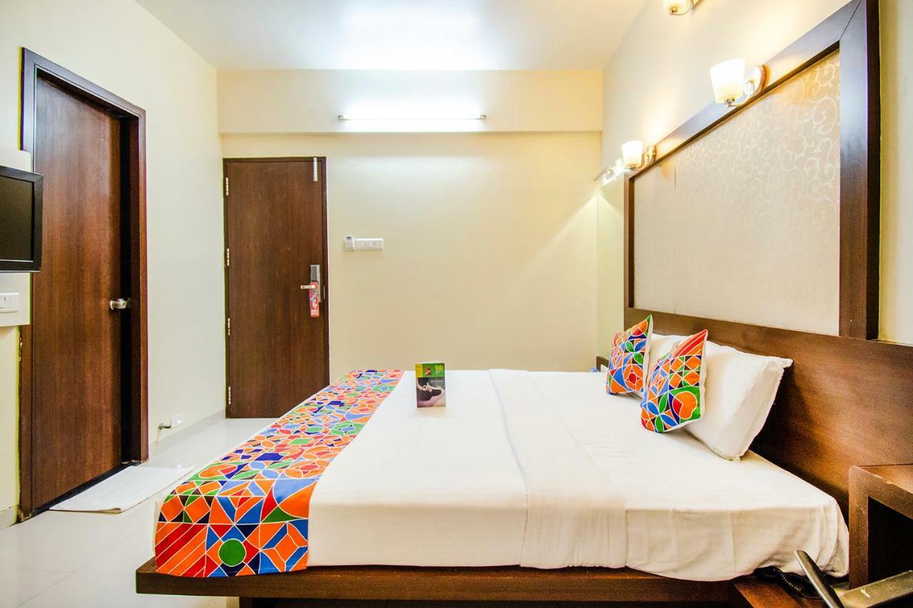 Eco Inn Poona Buitenkant foto
