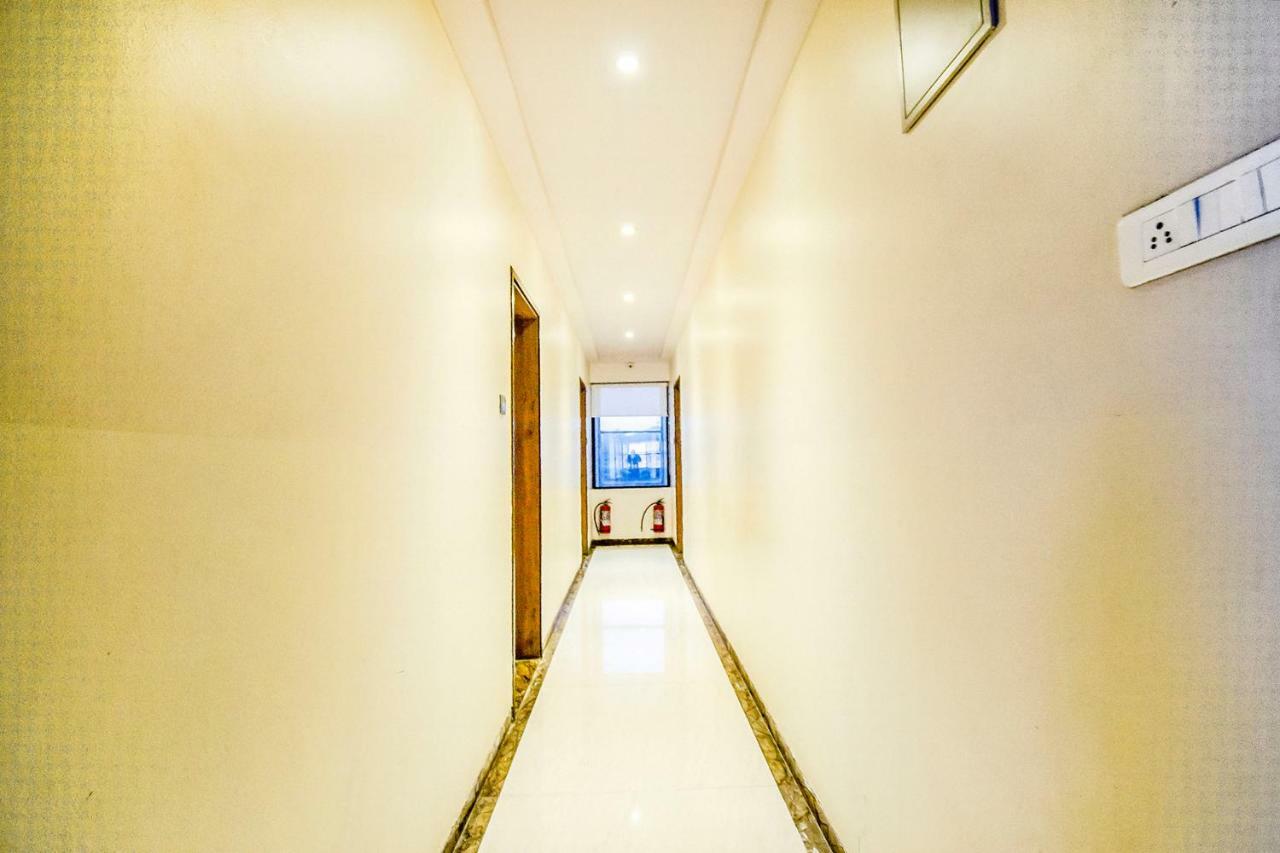 Eco Inn Poona Buitenkant foto