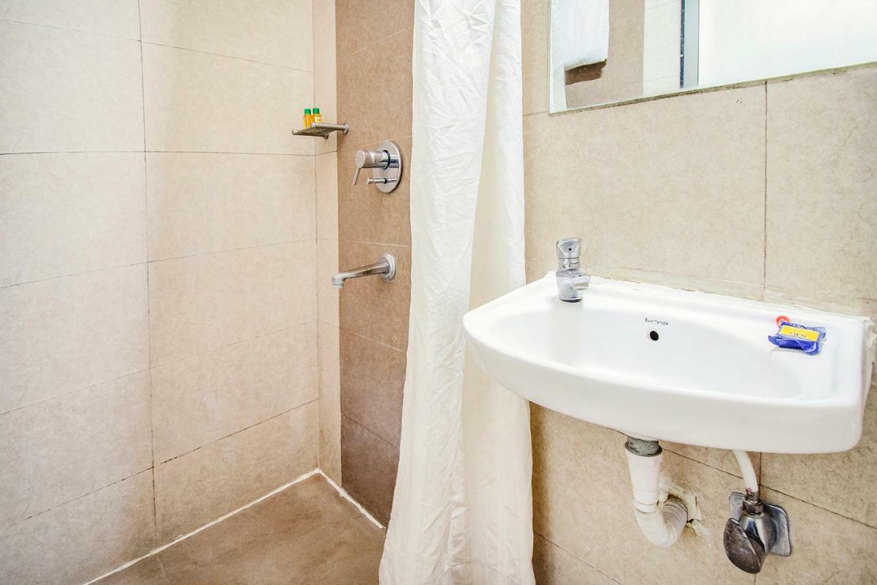 Eco Inn Poona Buitenkant foto